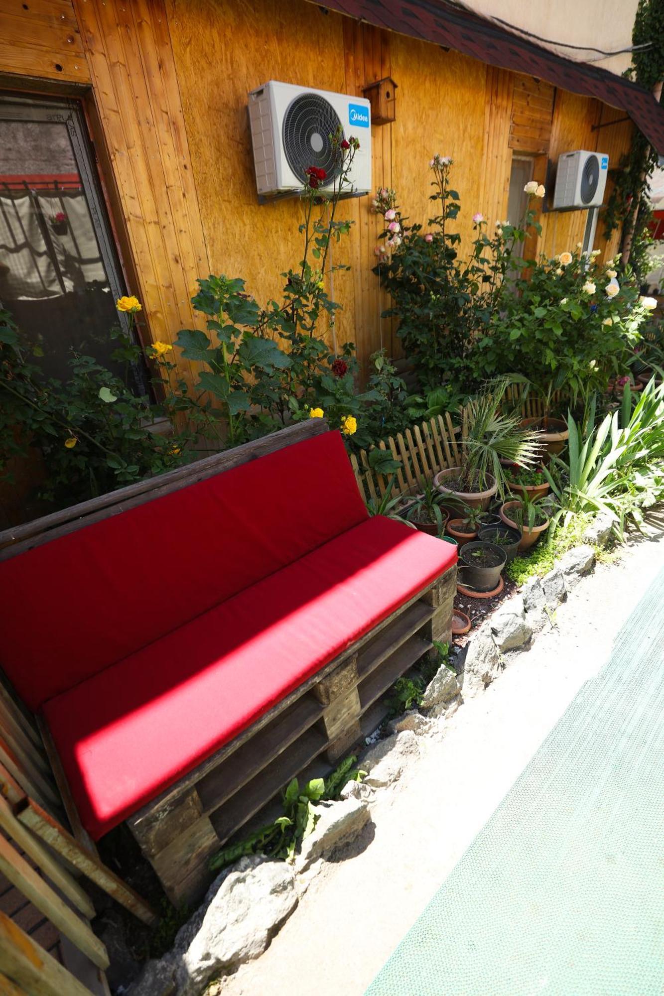 U Ashota Hotel Yerevan Exterior photo