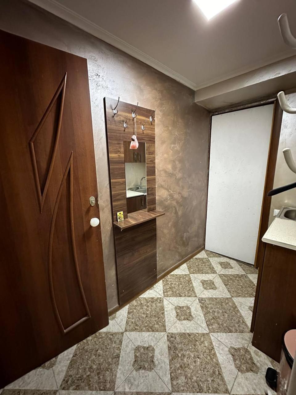 U Ashota Hotel Yerevan Exterior photo